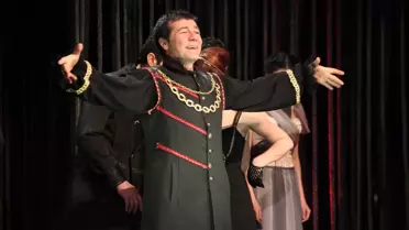 Hamlet Nilüfer'de