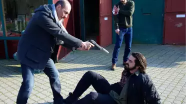 Arka Sokaklar'da Murat'ın Hayatı Tehlikede!