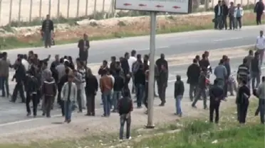 Sığınmacılar Polisle Çatıştı