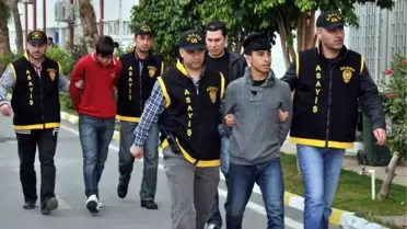 'Deli Dumrul'a Özenip Gasp Yaptılar