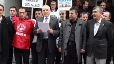 PTT Çalışanlarından 'İş Bırakma Eylemi'