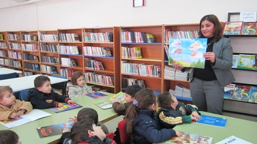 Sevgi Çiçeği Minikleri Kütüphaneye İlk Adımı Attı