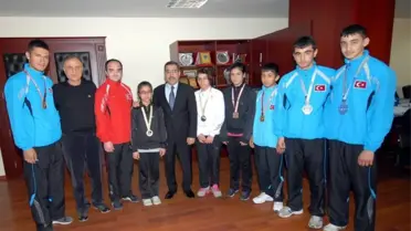 Dünya Şampiyonları Yüreğir Belediye Spor Kulübüne Katıldı