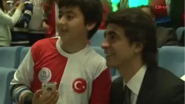 Gençlik ve Spor Bakanı Kılıç, İbrahim Kutluay ve Burcu Çetinkaya Panelde Buluştu