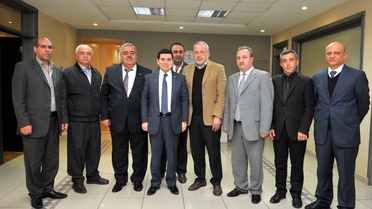 Otobüsçülerden Başkan Tütüncü'ye Plaket
