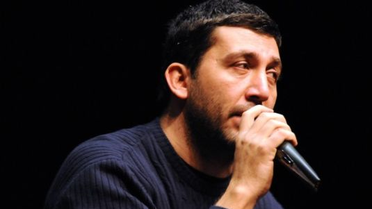 Emre Kınay Bu Kez Sesi ile Alkışlandı