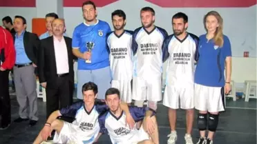Hisarcık'ta Voleybol Turnuvası Sona Erdi