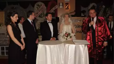 Başkan Dalgıç Yasin Ve Nilgün Dinler Çiftinin Nikahını Kıydı