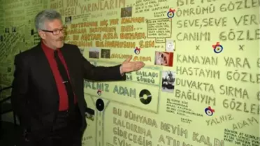 Şiirlerini Yazmak İçin 1 Kamyon Kalem Kullandı