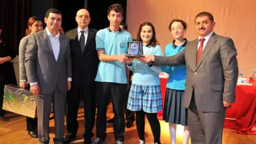 Bilgi ve Kültür Yarışması'nın Birincileri Ödüllerini Aldı