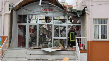 Denizli'de Çatı Faciası