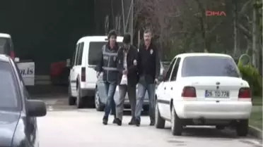 Eşini Öldüren Koca Yakalandı