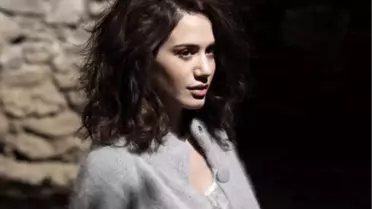 Ekin Türkmen'e Kist Şoku