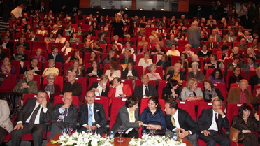 Çydd Cumhuriyet Ödülünün Sahibi Büyükerşen