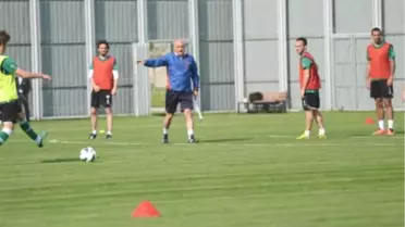 Bursaspor'da Mersin İdman Yurdu Hazırlıkları Sürüyor
