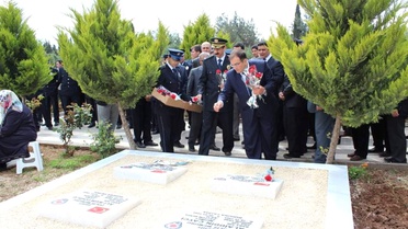 Şehitlik Dışında Bulunan Polis Şehitlerine Anıt Mezar Yaptırıldı