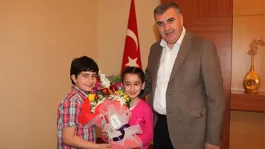 Geleceğin İdarecileri Sakarya Büyükşehir Belediye Başkanı Toçoğlu'nu Ziyaret Etti