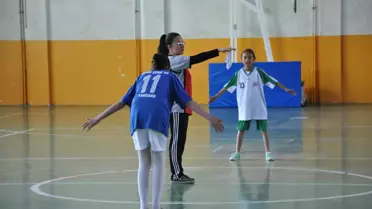 Kırıkkale'de Mendil Kapmaca Final Maçları Sonuçlandı