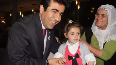 Vali Güzeloğlu, Muhtaç Ailelerle Yemekte Buluştu