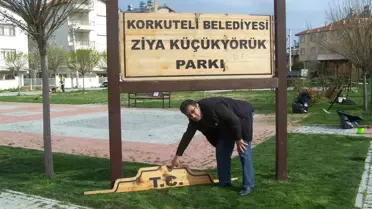Korkuteli'de Parklara Zarar Veriyorlar