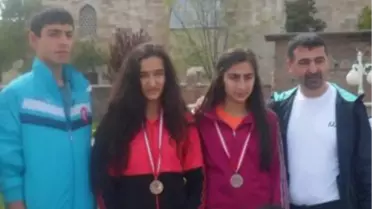 Okullar Arasında Şamdan Farkı