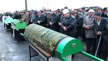 Konya'daki Patlamada Ölenler Toprağa Verildi
