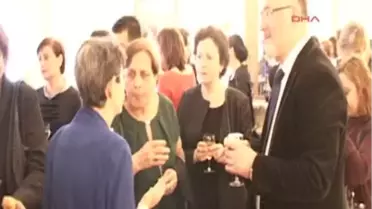 Paris Unesco Büyükelçilik Konutu Sanatçıları Ağırladı