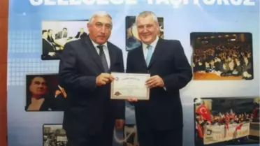Özüdoğru'ya bir Ödül'de İSMMMO'dan