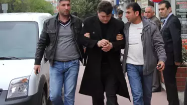 Pompalı Tüfekle Kuyumcuyu Soydu