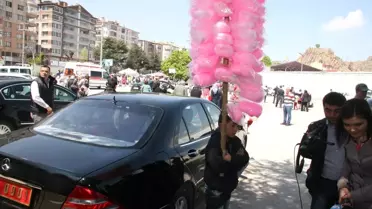 23 Nisan'da Harçlığını Çıkarmaya Çalıştı