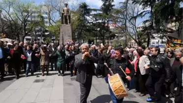 23 Nisan da Horonlu Kutlama