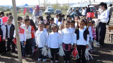 Karaçoban Maruf Köyü'nde 23 Nisan Coşkusu