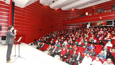 Serdar Tuncer'den Gebze'de Şiir Ziyafeti