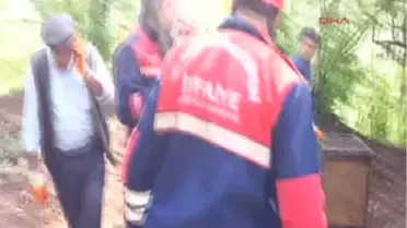 Su Kuyusuna Düşen Yavru Domuzları İtfaiye Kurtardı