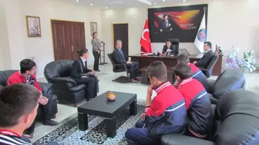 Atletizm Yarışmalarına Pazaryolu İlçesi Damga Vurdu