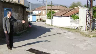 Kayaköy'de Kilit Taş Çalışmaları Başlıyor