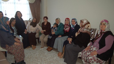 Şehit Aileleri Derneği'nden Şehit Eşine Moral Ziyareti