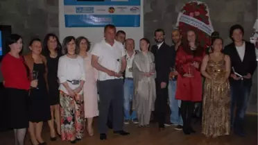 Tiyatrocu Yenersu'ya 50'nci Sanat Yılında Onur Ödülü