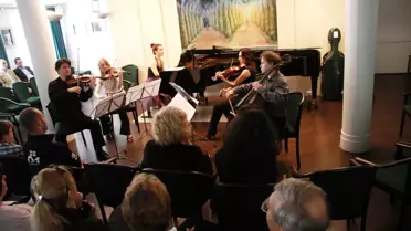 Birsen-Özcan Ulucan Kardeşlerden Budapeşte'de Muhteşem Konser