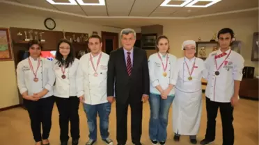 En Güzel Yemekleri Onlar Yaptı