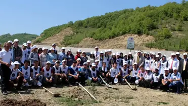 Gençlik Haftası Kutlamaları Ağaçlandırmayla Başladı
