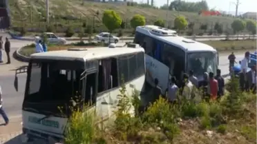Elbistan'da Feci Kaza: 15 Yaralı