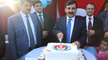 Sağlık-Sen Genel Başkanı Kahveci, Açılışa Katıldı