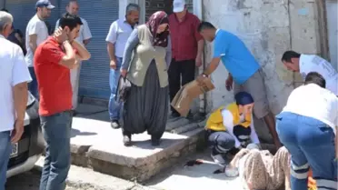 Mersin'de 3. Kattan Aracın Üzerine Düşen Yaşlı Kadın Yaralı Kurtuldu