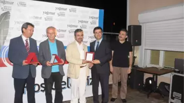 Yağmur Dergisi Dereceye Girenleri Ödüllendirdi