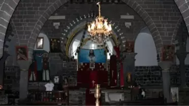 Kilisede Kur'an-ı Kerim Tilaveti