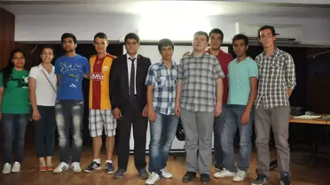 Torbalı Öğrenci Meclisi'nde Müdürlere Eleştiri