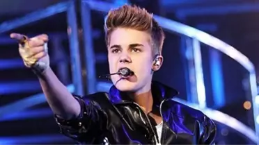 Justin Bieber Dubai'de 6 Kez Radara Yakalandı