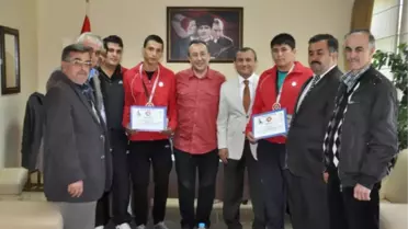 Şampiyon Judoculara Altın