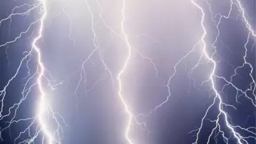 Sivas'ta Yıldırım İsabet Eden Eden Kişi Öldü